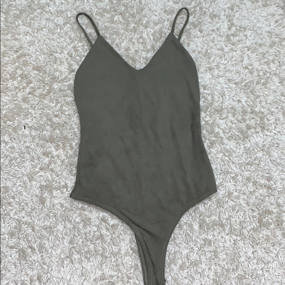 BRAND NEW : Army green velvet body suit